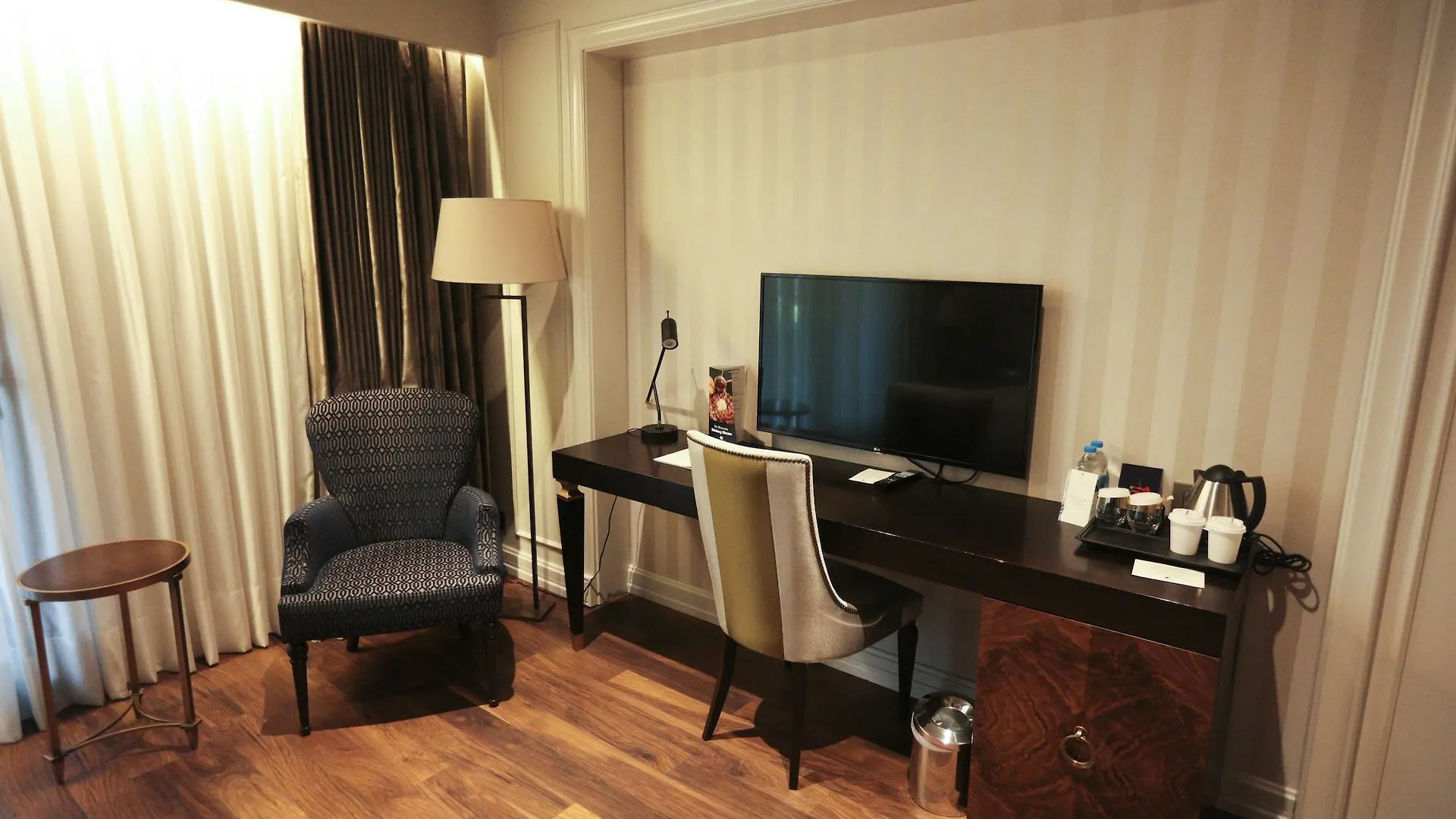 Doubletree By Hilton Izmir Airport Hotel