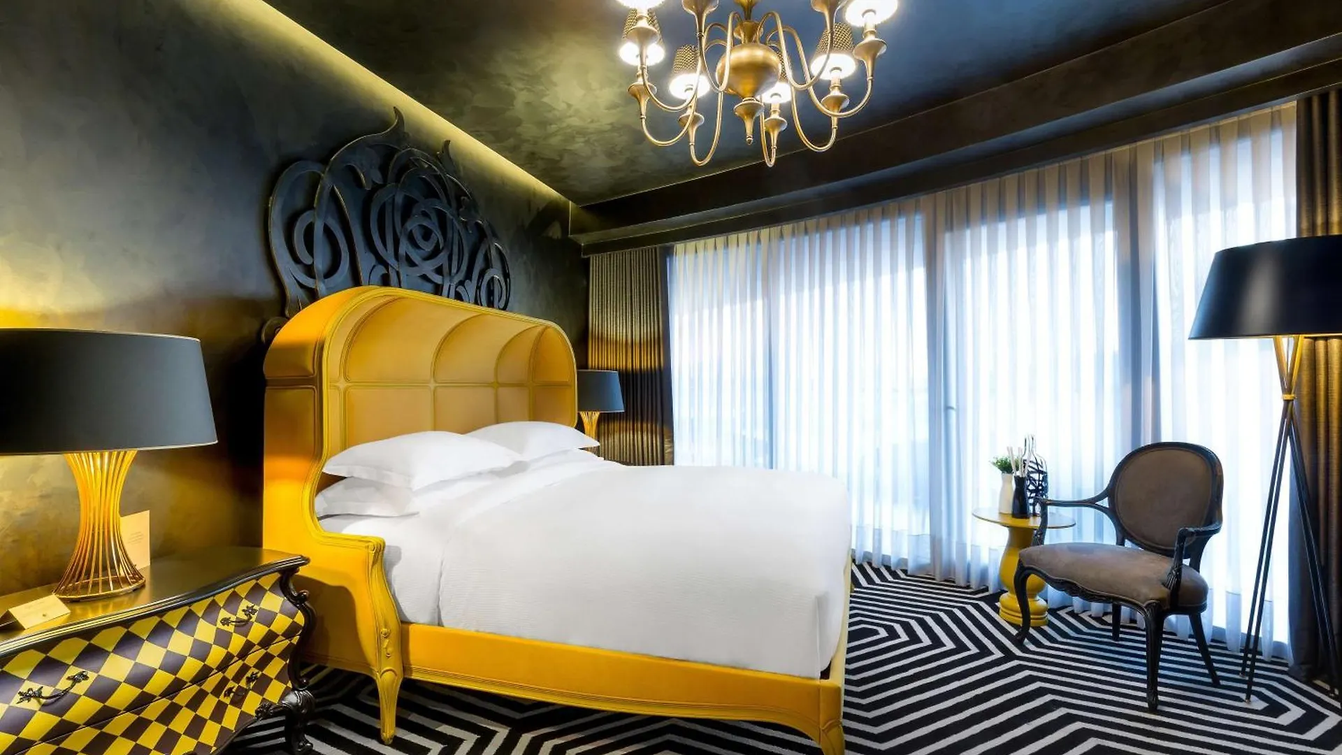 Doubletree By Hilton Izmir Airport Hotel