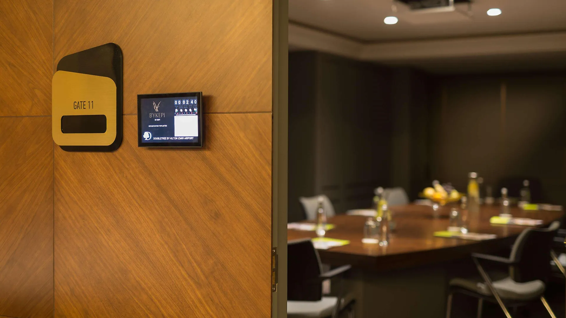 Отель Doubletree By Hilton Izmir Airport
