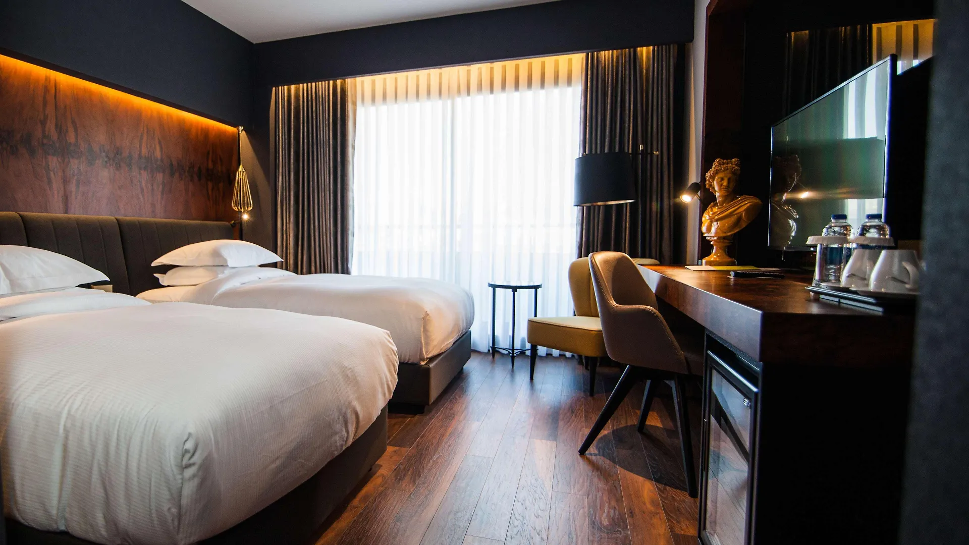 Отель Doubletree By Hilton Izmir Airport