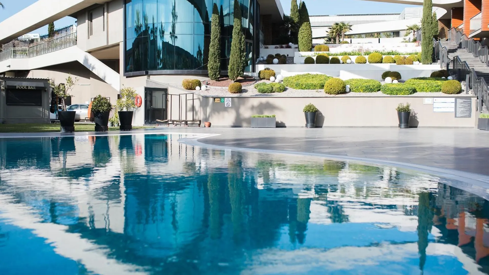 ****  Отель Doubletree By Hilton Izmir Airport Турция